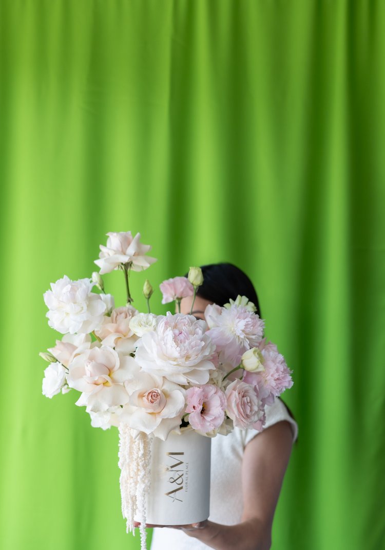 Eskimo Flower Box – A&M Floral Place